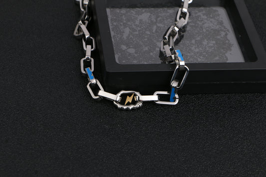 Unleashing Bold Style: Discover Our Modern Chain Necklace with Striking Details