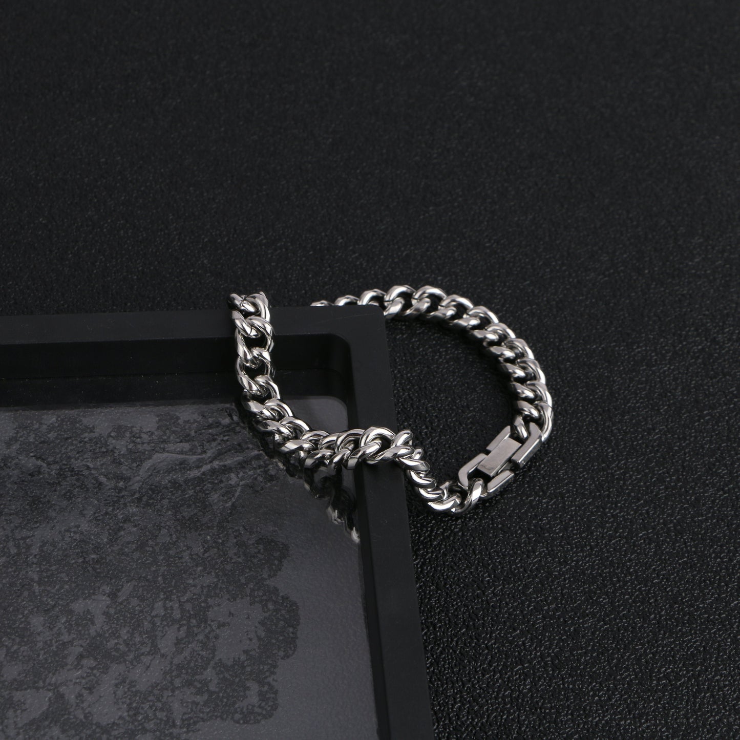 Twisted Link Bracelet