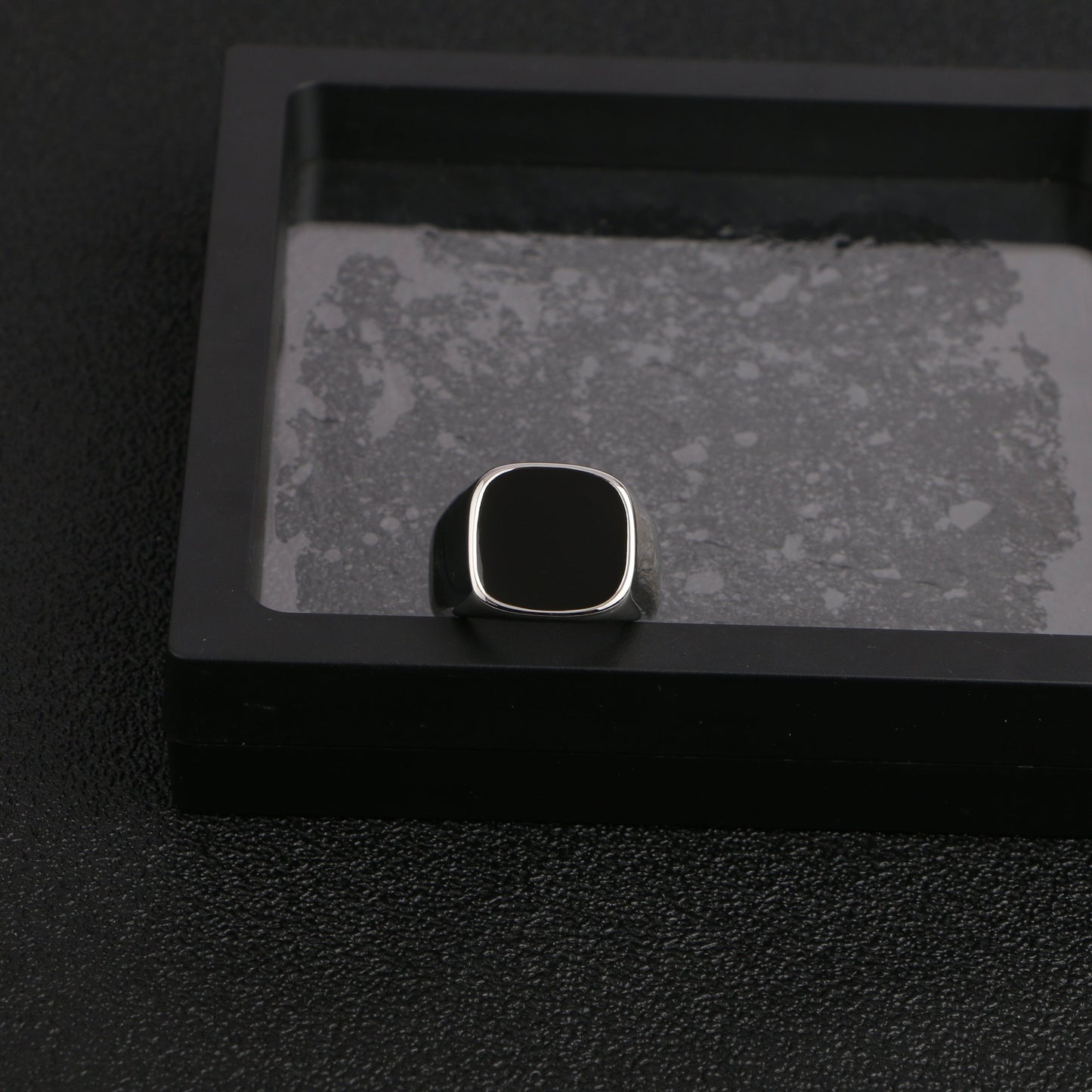 Mirror Black Signet Ring