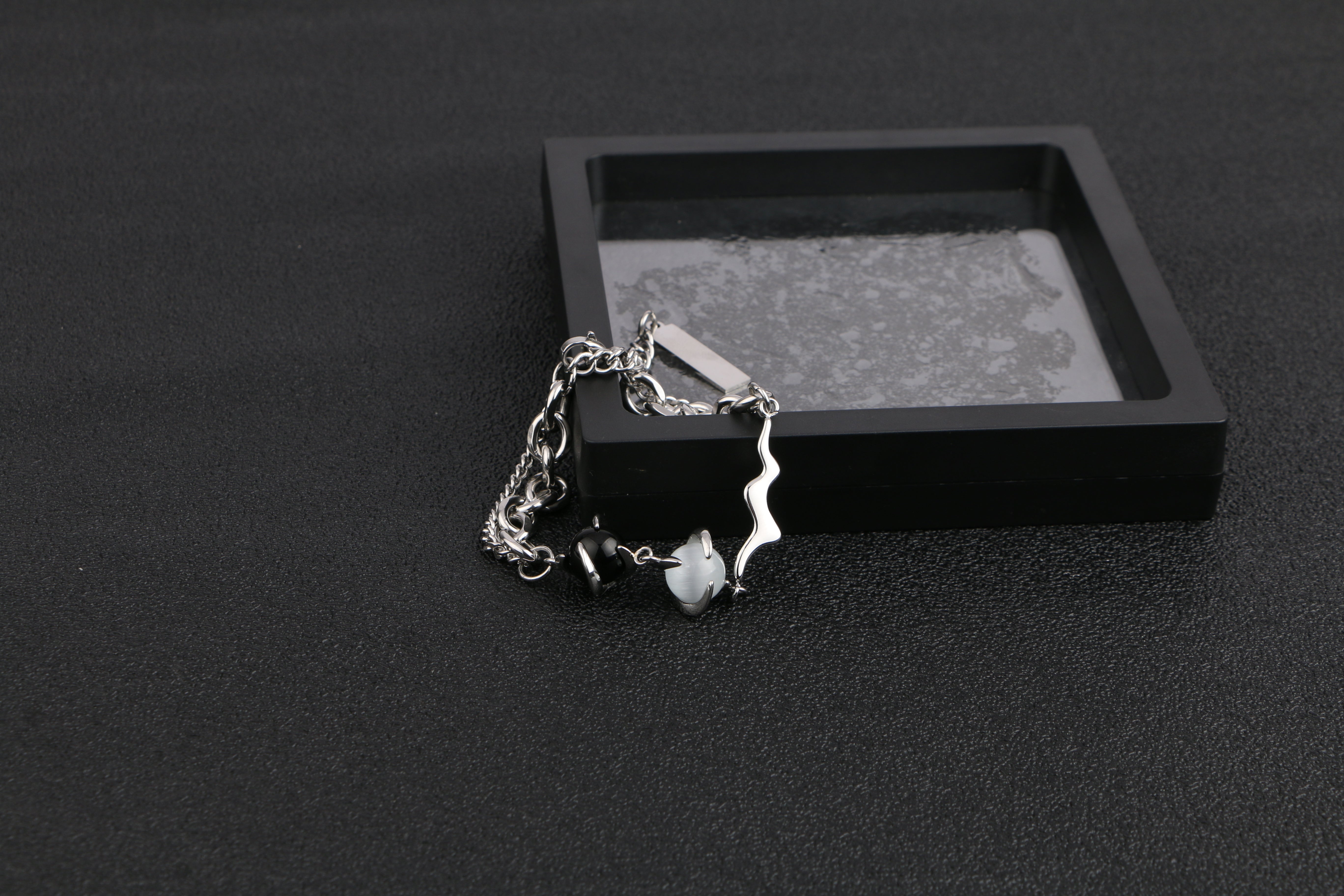 Elegant Minimalism: A Closer Look at Our Latest Chain Bracelet Design ...